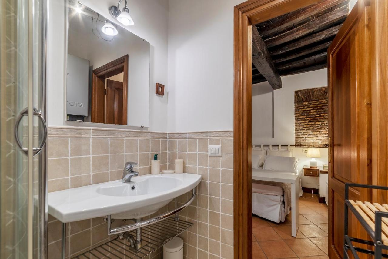 Heart Of Trastevere Studio Flat ローマ エクステリア 写真